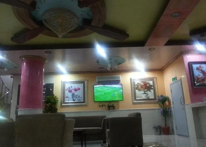 Al Qalaah Al Raqiyah Hotel Apartments